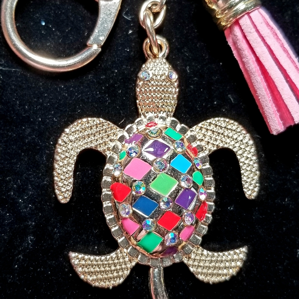 Turtle keychain - Picture 2 of 3